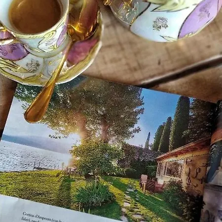 別荘 Piccola Casa Naturale Sul ヴァレンナ